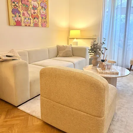 Appartement Luxury Eiffel Tower Parijs